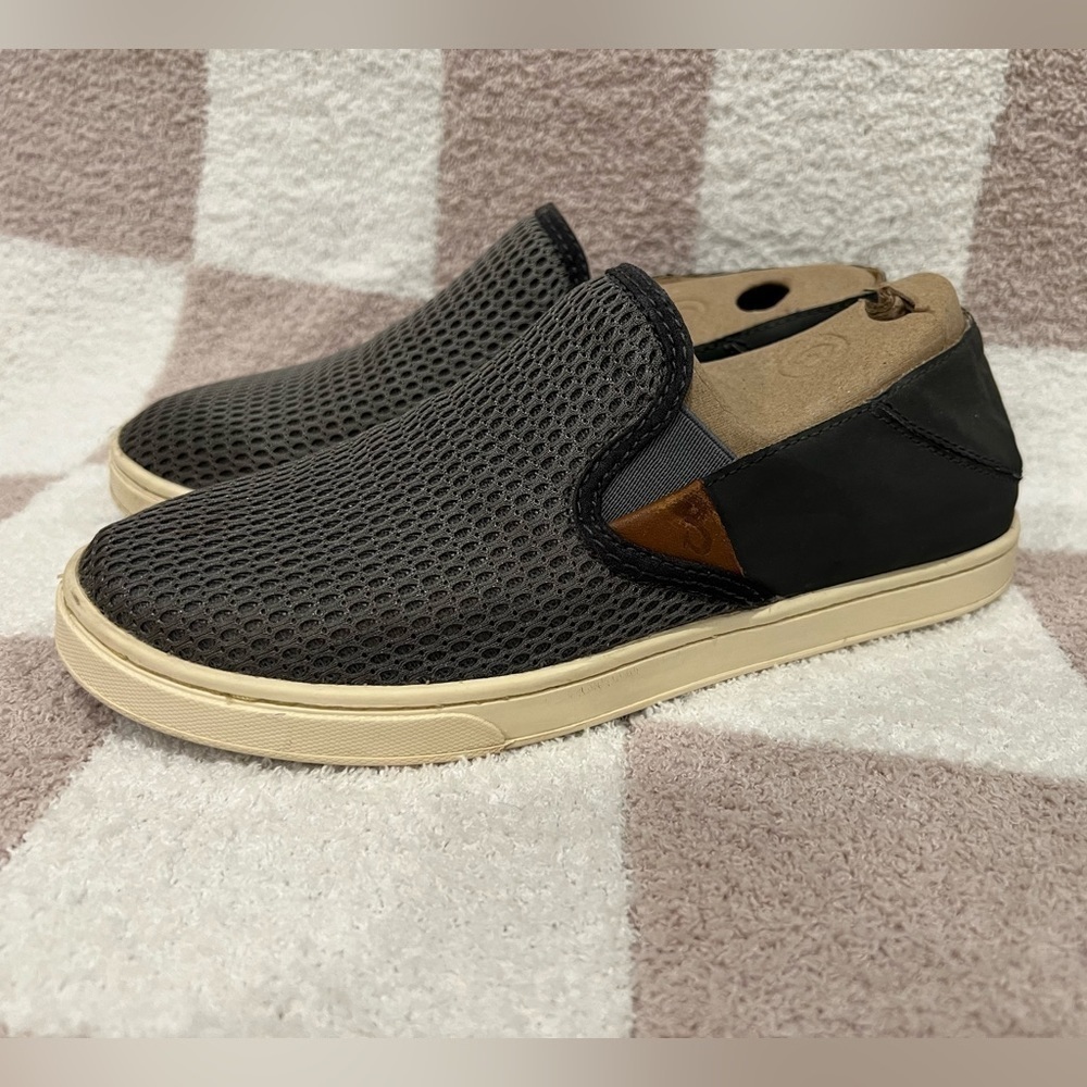 Olukai® Pehuea shoe - Picture 2 of 7